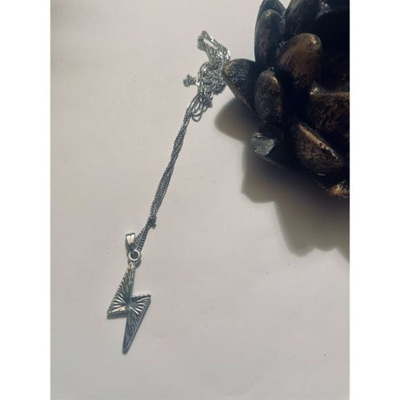 White sapphire on SILVER LIGHTENING NECKLACE - Picture 4 of 5